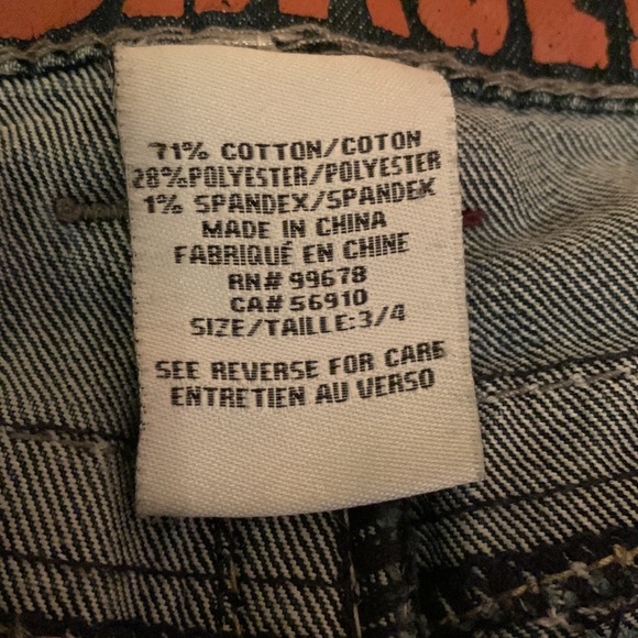 Hydraulic Distressed Light Blue Denim Capris w appliqué sequin pockets sz3/4 - Picture 5 of 10